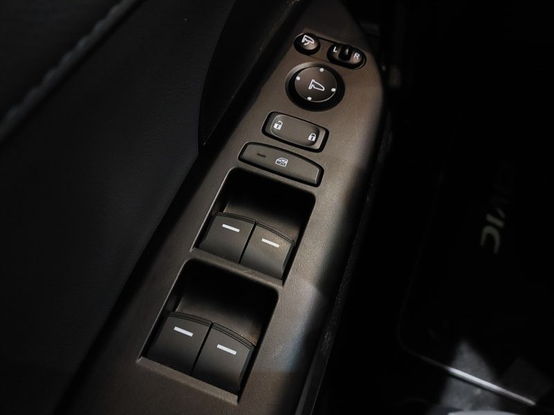 Honda CIVIC 2.0 16V FLEXONE EXL 4P CVT 2021/2021 BETIOLO NOVOS E SEMINOVOS LAJEADO / Carros no Vale Honda CIVIC 2.0 16V FLEXONE EXL 4P CVT 2021/2021 BETIOLO NOVOS E SEMINOVOS LAJEADO / Carros no Vale