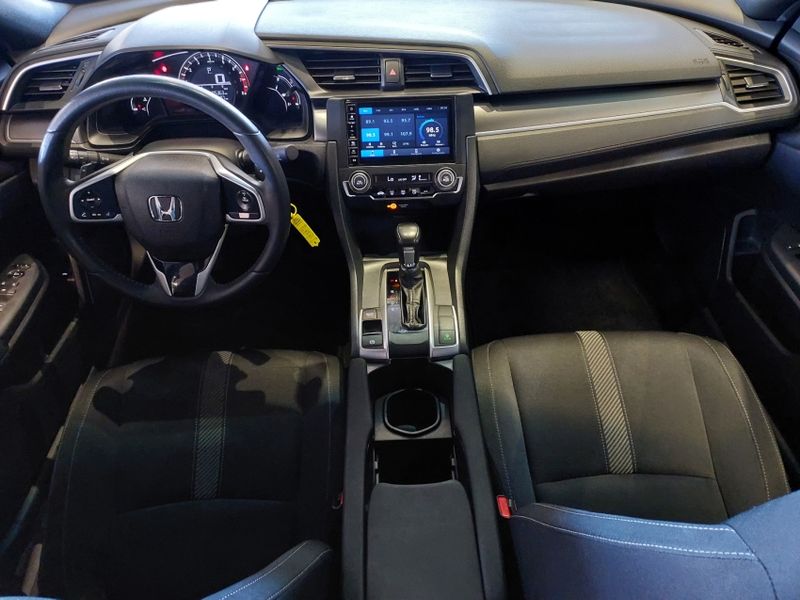 Honda CIVIC 2.0 16V FLEXONE SPORT 4P CVT 2019/2019 BETIOLO NOVOS E SEMINOVOS LAJEADO / Carros no Vale