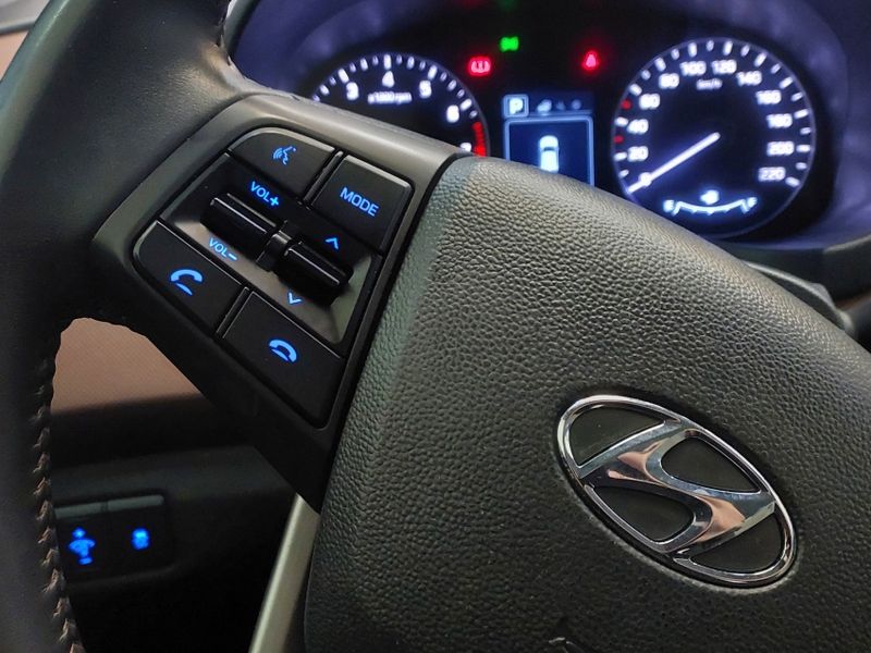 Hyundai CRETA 2.0 16V FLEX PRESTIGE AUTOMÁTICO 2021/2021 BETIOLO NOVOS E SEMINOVOS LAJEADO / Carros no Vale