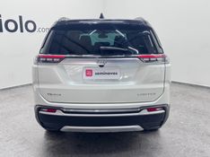 JEEP COMMANDER 2.0 TD380 TURBO DIESEL LIMITED AT9 2022/2023 BETIOLO NOVOS E SEMINOVOS LAJEADO / Carros no Vale