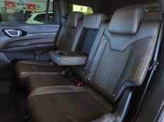 JEEP COMMANDER 2.0 TD380 TURBO DIESEL OVERLAND AT9 2021/2022 BETIOLO NOVOS E SEMINOVOS LAJEADO / Carros no Vale