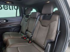 JEEP COMMANDER 2.0 TD380 TURBO DIESEL OVERLAND AT9 2021/2022 BETIOLO NOVOS E SEMINOVOS LAJEADO / Carros no Vale