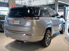 JEEP COMMANDER 2.0 TD380 TURBO DIESEL OVERLAND AT9 2021/2022 BETIOLO NOVOS E SEMINOVOS LAJEADO / Carros no Vale