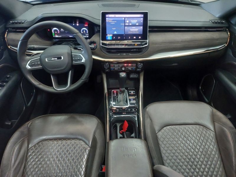 JEEP COMMANDER 2.0 TD380 TURBO DIESEL OVERLAND AT9 2021/2022 BETIOLO NOVOS E SEMINOVOS LAJEADO / Carros no Vale