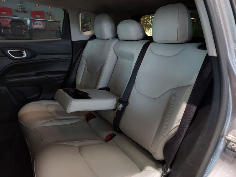 JEEP COMPASS 1.3 T270 TURBO FLEX LONGITUDE AT6 2022/2022 BETIOLO NOVOS E SEMINOVOS LAJEADO / Carros no Vale JEEP COMPASS 1.3 T270 TURBO FLEX LONGITUDE AT6 2022/2022 BETIOLO NOVOS E SEMINOVOS LAJEADO / Carros no Vale