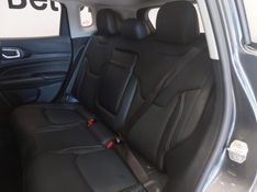 JEEP COMPASS 1.3 T270 TURBO FLEX LONGITUDE AT6 2023/2023 BETIOLO NOVOS E SEMINOVOS LAJEADO / Carros no Vale