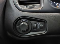 JEEP RENEGADE 1.3 T270 TURBO FLEX AT6 2023/2024 BETIOLO NOVOS E SEMINOVOS LAJEADO / Carros no Vale