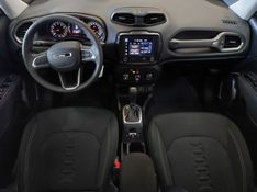JEEP RENEGADE 1.3 T270 TURBO FLEX AT6 2023/2024 BETIOLO NOVOS E SEMINOVOS LAJEADO / Carros no Vale