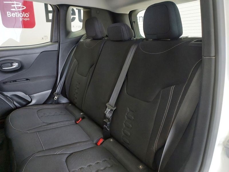 JEEP RENEGADE 1.3 T270 TURBO FLEX AT6 2023/2024 BETIOLO NOVOS E SEMINOVOS LAJEADO / Carros no Vale