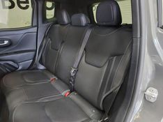 JEEP RENEGADE 1.3 T270 TURBO FLEX S 4X4 AT9 2022/2023 BETIOLO NOVOS E SEMINOVOS LAJEADO / Carros no Vale
