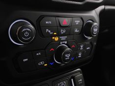 JEEP RENEGADE 1.3 T270 TURBO FLEX S 4X4 AT9 2022/2022 BETIOLO NOVOS E SEMINOVOS LAJEADO / Carros no Vale