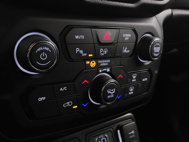 JEEP RENEGADE 1.3 T270 TURBO FLEX S 4X4 AT9 2022/2022 BETIOLO NOVOS E SEMINOVOS LAJEADO / Carros no Vale JEEP RENEGADE 1.3 T270 TURBO FLEX S 4X4 AT9 2022/2022 BETIOLO NOVOS E SEMINOVOS LAJEADO / Carros no Vale