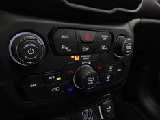 JEEP RENEGADE 1.3 T270 TURBO FLEX S 4X4 AT9 2022/2023 BETIOLO NOVOS E SEMINOVOS LAJEADO / Carros no Vale
