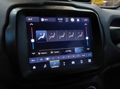 JEEP RENEGADE 1.3 T270 TURBO FLEX S 4X4 AT9 2022/2022 BETIOLO NOVOS E SEMINOVOS LAJEADO / Carros no Vale