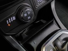 JEEP RENEGADE 1.3 T270 TURBO FLEX S 4X4 AT9 2022/2022 BETIOLO NOVOS E SEMINOVOS LAJEADO / Carros no Vale