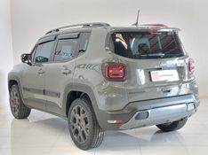 JEEP RENEGADE 1.3 T270 TURBO FLEX S 4X4 AT9 2022/2022 BETIOLO NOVOS E SEMINOVOS LAJEADO / Carros no Vale