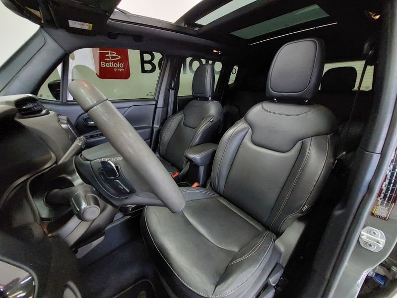 JEEP RENEGADE 1.3 T270 TURBO FLEX S 4X4 AT9 2022/2023 BETIOLO NOVOS E SEMINOVOS LAJEADO / Carros no Vale JEEP RENEGADE 1.3 T270 TURBO FLEX S 4X4 AT9 2022/2023 BETIOLO NOVOS E SEMINOVOS LAJEADO / Carros no Vale