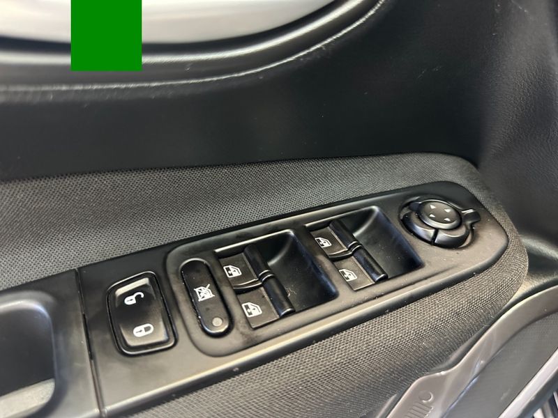 JEEP RENEGADE 1.3 T270 TURBO FLEX SPORT AT6 2023/2024 BETIOLO NOVOS E SEMINOVOS LAJEADO / Carros no Vale