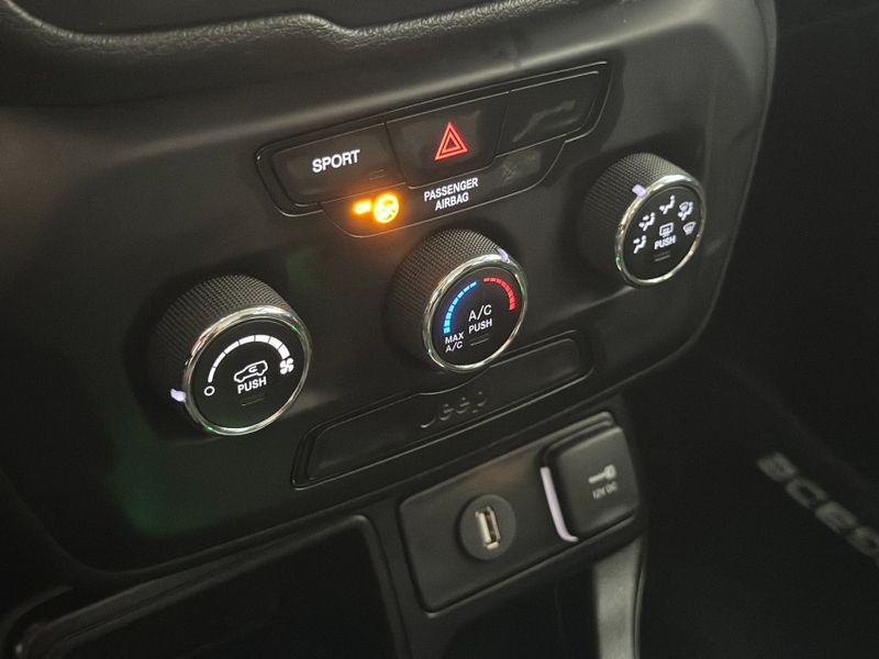 JEEP RENEGADE 1.8 16V FLEX 4P AUTOMÁTICO 2020/2021 BETIOLO NOVOS E SEMINOVOS LAJEADO / Carros no Vale