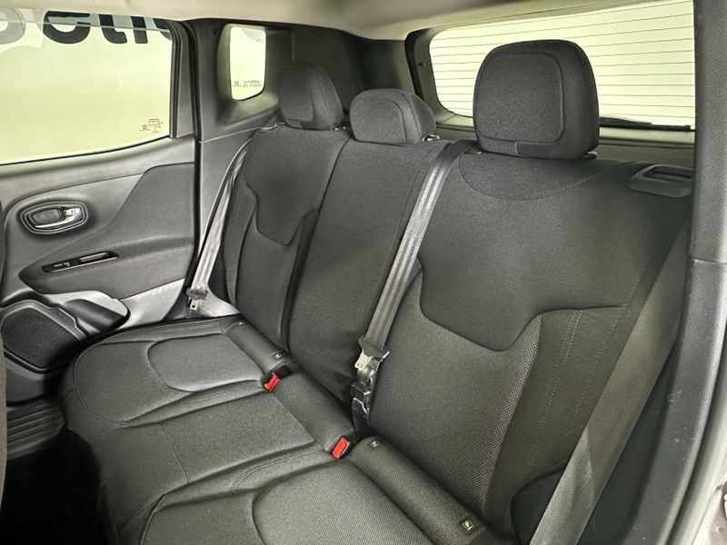 JEEP RENEGADE 1.8 16V FLEX 4P AUTOMÁTICO 2020/2021 BETIOLO NOVOS E SEMINOVOS LAJEADO / Carros no Vale