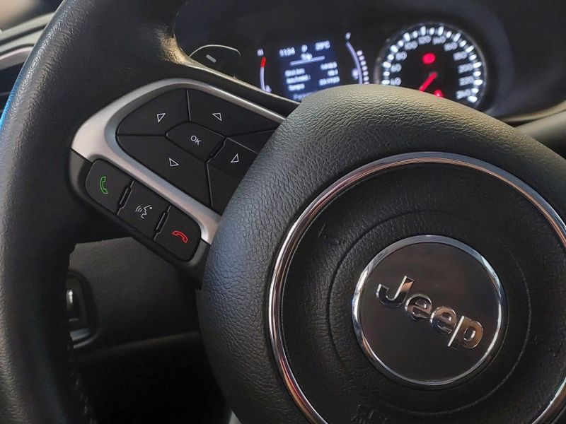 JEEP RENEGADE 1.8 16V FLEX LONGITUDE 4P AUTOMÁTICO 2021/2021 BETIOLO NOVOS E SEMINOVOS LAJEADO / Carros no Vale