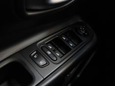 JEEP RENEGADE 1.8 16V FLEX LONGITUDE 4P AUTOMÁTICO 2021/2021 BETIOLO NOVOS E SEMINOVOS LAJEADO / Carros no Vale