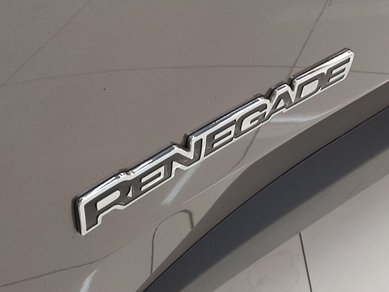 JEEP RENEGADE 1.8 16V FLEX LONGITUDE 4P AUTOMÁTICO 2021/2021 BETIOLO NOVOS E SEMINOVOS LAJEADO / Carros no Vale