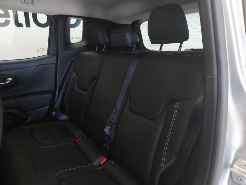 JEEP RENEGADE 1.8 16V FLEX LONGITUDE 4P AUTOMÁTICO 2021/2021 BETIOLO NOVOS E SEMINOVOS LAJEADO / Carros no Vale