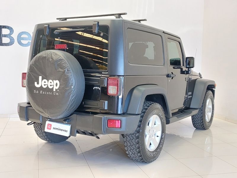 JEEP WRANGLER 3.6 SPORT 4X4 V6 12V GASOLINA 2P AUTOMÁTICO 2015/2015 BETIOLO NOVOS E SEMINOVOS LAJEADO / Carros no Vale