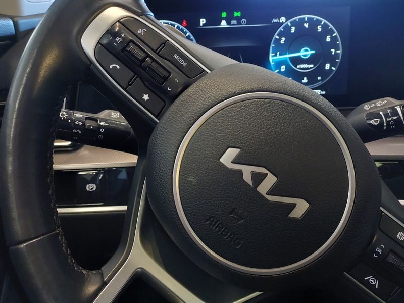 KIA SPORTAGE 1.6 TGDI MHEV EX PRESTIGE DCT 2022/2023 BETIOLO NOVOS E SEMINOVOS LAJEADO / Carros no Vale