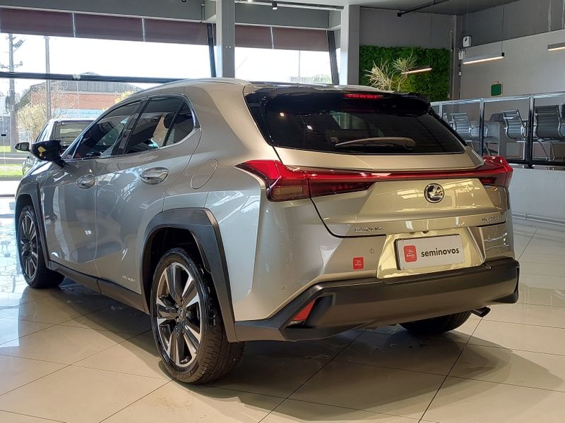 Lexus UX 250h 2.0 VVT-I HYBRID LUXURY CVT 2020/2020 BETIOLO NOVOS E SEMINOVOS LAJEADO / Carros no Vale