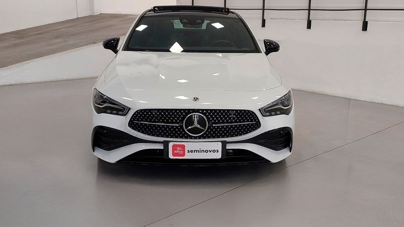 Mercedes-Benz CLA 200 1.3 MHEV 7G-DCT 2023/2024 BETIOLO NOVOS E SEMINOVOS LAJEADO / Carros no Vale