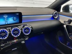 Mercedes-Benz CLA 200 1.3 MHEV 7G-DCT 2023/2024 BETIOLO NOVOS E SEMINOVOS LAJEADO / Carros no Vale