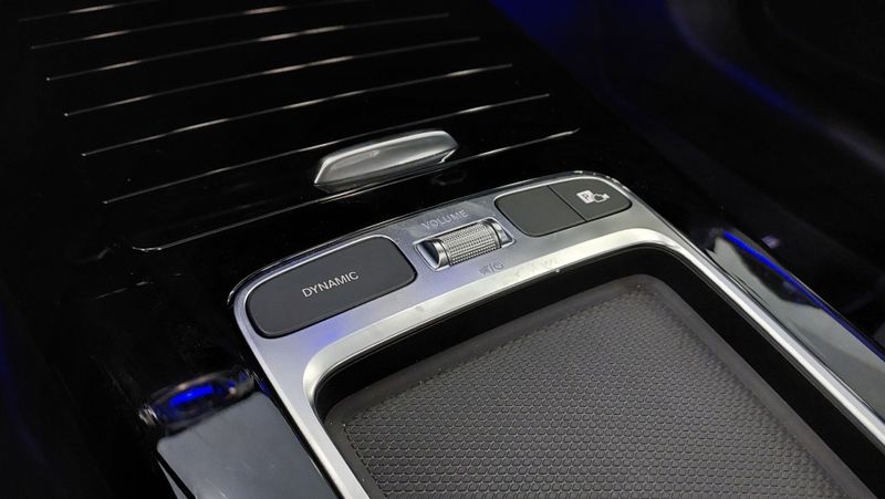 Mercedes-Benz CLA 200 1.3 MHEV 7G-DCT 2023/2024 BETIOLO NOVOS E SEMINOVOS LAJEADO / Carros no Vale