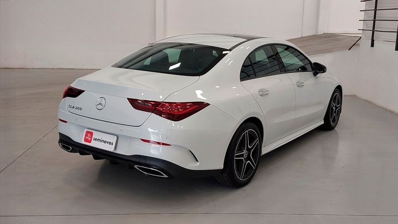Mercedes-Benz CLA 200 1.3 MHEV 7G-DCT 2023/2024 BETIOLO NOVOS E SEMINOVOS LAJEADO / Carros no Vale