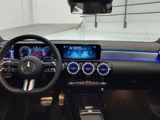 Mercedes-Benz CLA 200 1.3 MHEV 7G-DCT 2023/2024 BETIOLO NOVOS E SEMINOVOS LAJEADO / Carros no Vale