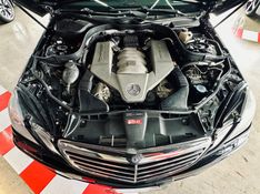 Mercedes-Benz E 63 AMG 6.2 SEDAN V8 32V GASOLINA 4P AUTOMÁTICO 2009/2010 CASTELLAN E TOMAZONI MOTORS CAXIAS DO SUL / Carros no Vale