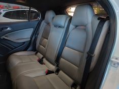 Mercedes-Benz GLA 250 2.0 CGI GASOLINA SPORT 7G-DCT 2018/2018 BETIOLO NOVOS E SEMINOVOS LAJEADO / Carros no Vale