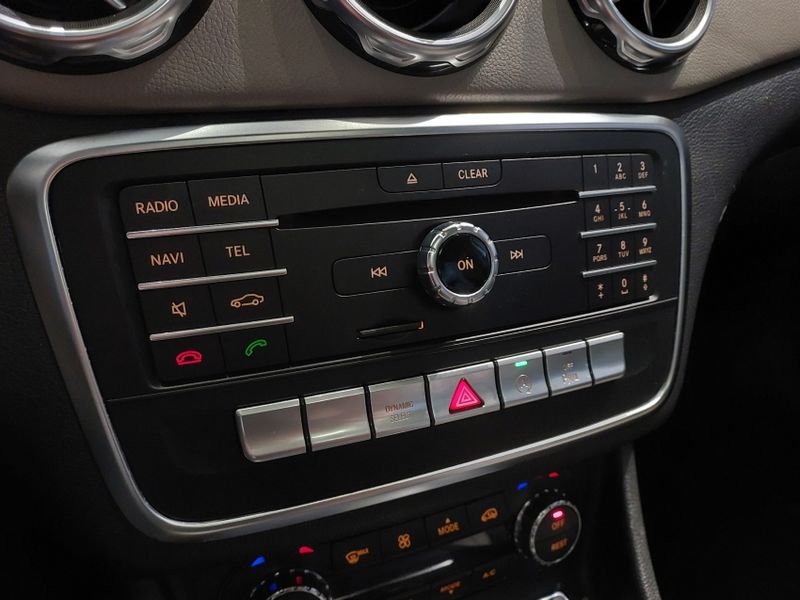Mercedes-Benz GLA 250 2.0 CGI GASOLINA SPORT 7G-DCT 2018/2018 BETIOLO NOVOS E SEMINOVOS LAJEADO / Carros no Vale Mercedes-Benz GLA 250 2.0 CGI GASOLINA SPORT 7G-DCT 2018/2018 BETIOLO NOVOS E SEMINOVOS LAJEADO / Carros no Vale
