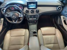 Mercedes-Benz GLA 250 2.0 CGI GASOLINA SPORT 7G-DCT 2018/2018 BETIOLO NOVOS E SEMINOVOS LAJEADO / Carros no Vale
