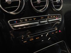 Mercedes-Benz GLC 250 2.0 CGI GASOLINA 4MATIC 9G-TRONIC 2017/2017 BETIOLO NOVOS E SEMINOVOS LAJEADO / Carros no Vale