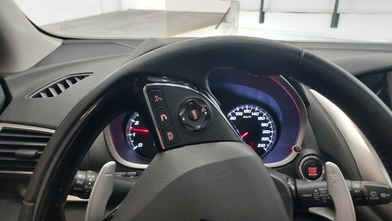 Mitsubishi ECLIPSE CROSS 1.5 MIVEC TURBO GASOLINA HPE-S AWD CVT 2019/2020 BETIOLO NOVOS E SEMINOVOS LAJEADO / Carros no Vale