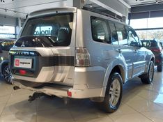 Mitsubishi PAJERO FULL 3.2 HPE 4X4 16V TURBO INTERCOOLER DIESEL 4P AUTOMÁTICO 2015/2016 BETIOLO NOVOS E SEMINOVOS LAJEADO / Carros no Vale