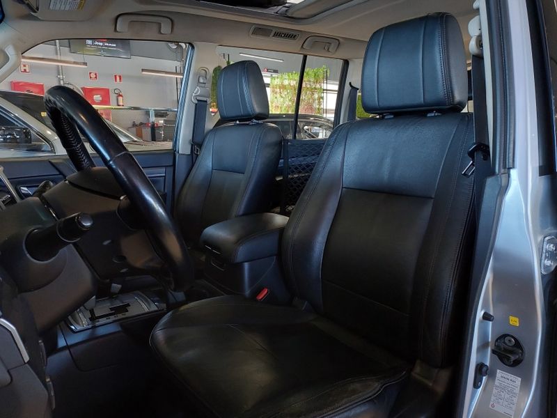 Mitsubishi PAJERO FULL 3.2 HPE 4X4 16V TURBO INTERCOOLER DIESEL 4P AUTOMÁTICO 2015/2016 BETIOLO NOVOS E SEMINOVOS LAJEADO / Carros no Vale
