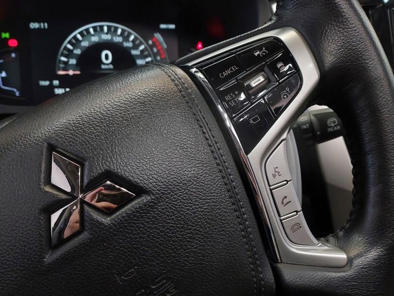 Mitsubishi PAJERO SPORT 2.4 16V MIVEC TURBO DIESEL HPE-S AWD AUTOMÁTICO 2022/2023 BETIOLO NOVOS E SEMINOVOS LAJEADO / Carros no Vale Mitsubishi PAJERO SPORT 2.4 16V MIVEC TURBO DIESEL HPE-S AWD AUTOMÁTICO 2022/2023 BETIOLO NOVOS E SEMINOVOS LAJEADO / Carros no Vale