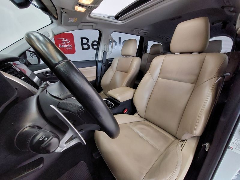 Mitsubishi PAJERO SPORT 2.4 16V MIVEC TURBO DIESEL HPE-S AWD AUTOMÁTICO 2022/2023 BETIOLO NOVOS E SEMINOVOS LAJEADO / Carros no Vale Mitsubishi PAJERO SPORT 2.4 16V MIVEC TURBO DIESEL HPE-S AWD AUTOMÁTICO 2022/2023 BETIOLO NOVOS E SEMINOVOS LAJEADO / Carros no Vale