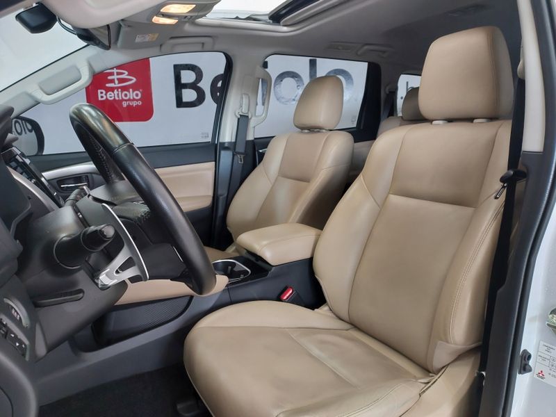 Mitsubishi PAJERO SPORT 2.4 16V MIVEC TURBO DIESEL HPE-S AWD AUTOMÁTICO 2022/2023 BETIOLO NOVOS E SEMINOVOS LAJEADO / Carros no Vale Mitsubishi PAJERO SPORT 2.4 16V MIVEC TURBO DIESEL HPE-S AWD AUTOMÁTICO 2022/2023 BETIOLO NOVOS E SEMINOVOS LAJEADO / Carros no Vale