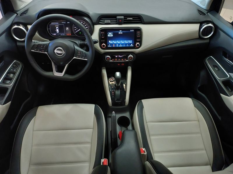 Nissan VERSA 1.6 16V FLEX EXCLUSIVE XTRONIC 2024/2025 BETIOLO NOVOS E SEMINOVOS LAJEADO / Carros no Vale