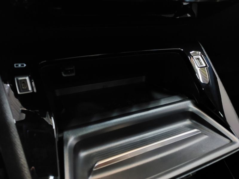 Peugeot 208 1.0 TURBO 200 FLEX STYLE CVT 2024/2024 BETIOLO NOVOS E SEMINOVOS LAJEADO / Carros no Vale Peugeot 208 1.0 TURBO 200 FLEX STYLE CVT 2024/2024 BETIOLO NOVOS E SEMINOVOS LAJEADO / Carros no Vale