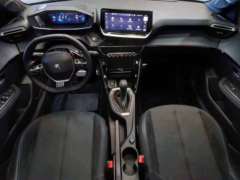 Peugeot 208 1.0 TURBO 200 FLEX STYLE CVT 2024/2024 BETIOLO NOVOS E SEMINOVOS LAJEADO / Carros no Vale Peugeot 208 1.0 TURBO 200 FLEX STYLE CVT 2024/2024 BETIOLO NOVOS E SEMINOVOS LAJEADO / Carros no Vale